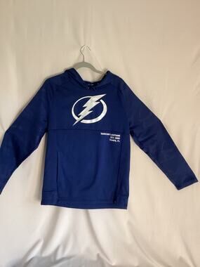 Tampa Bay Lightning Hoodie – Size Medium